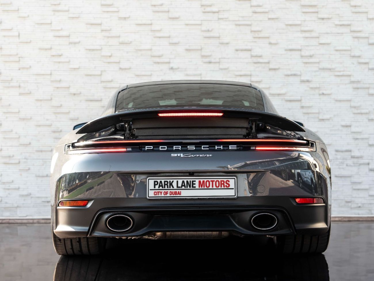 Porsche 911 Carrera 3.0L (444 HP) Coupe