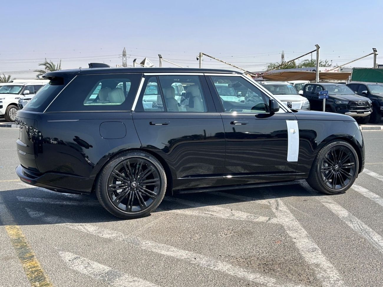 Land Rover Range Rover Sport LAND ROVER RANGE ROVER HSE 3.0L 4WD SUV 2025