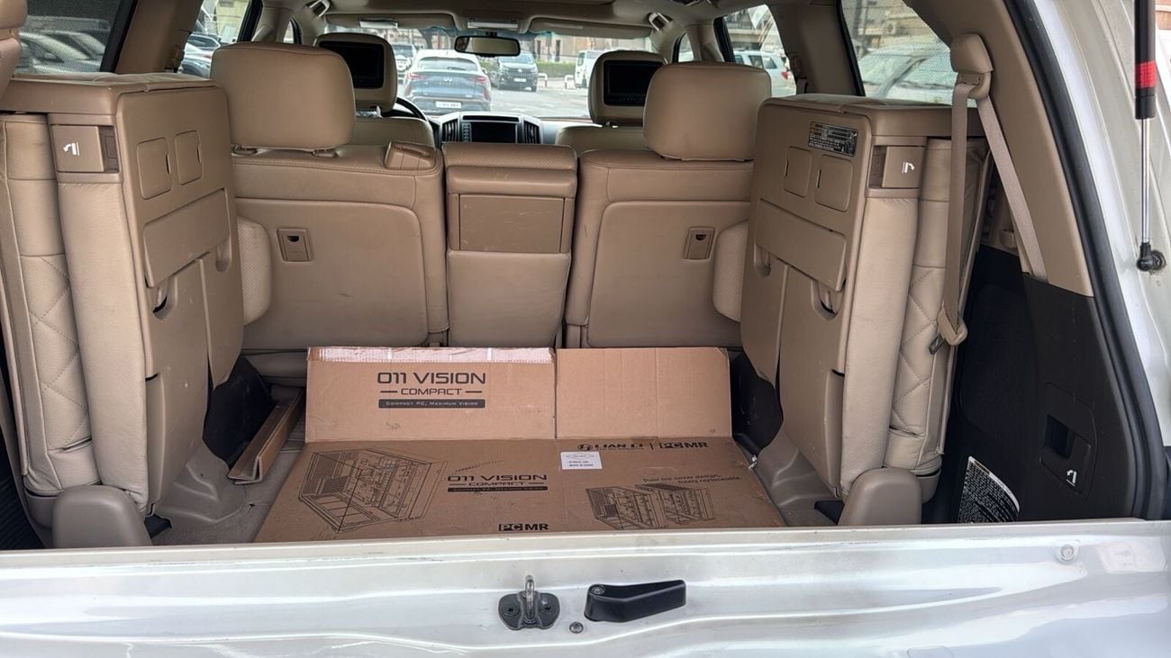 تويوتا لاند كروزر VXR