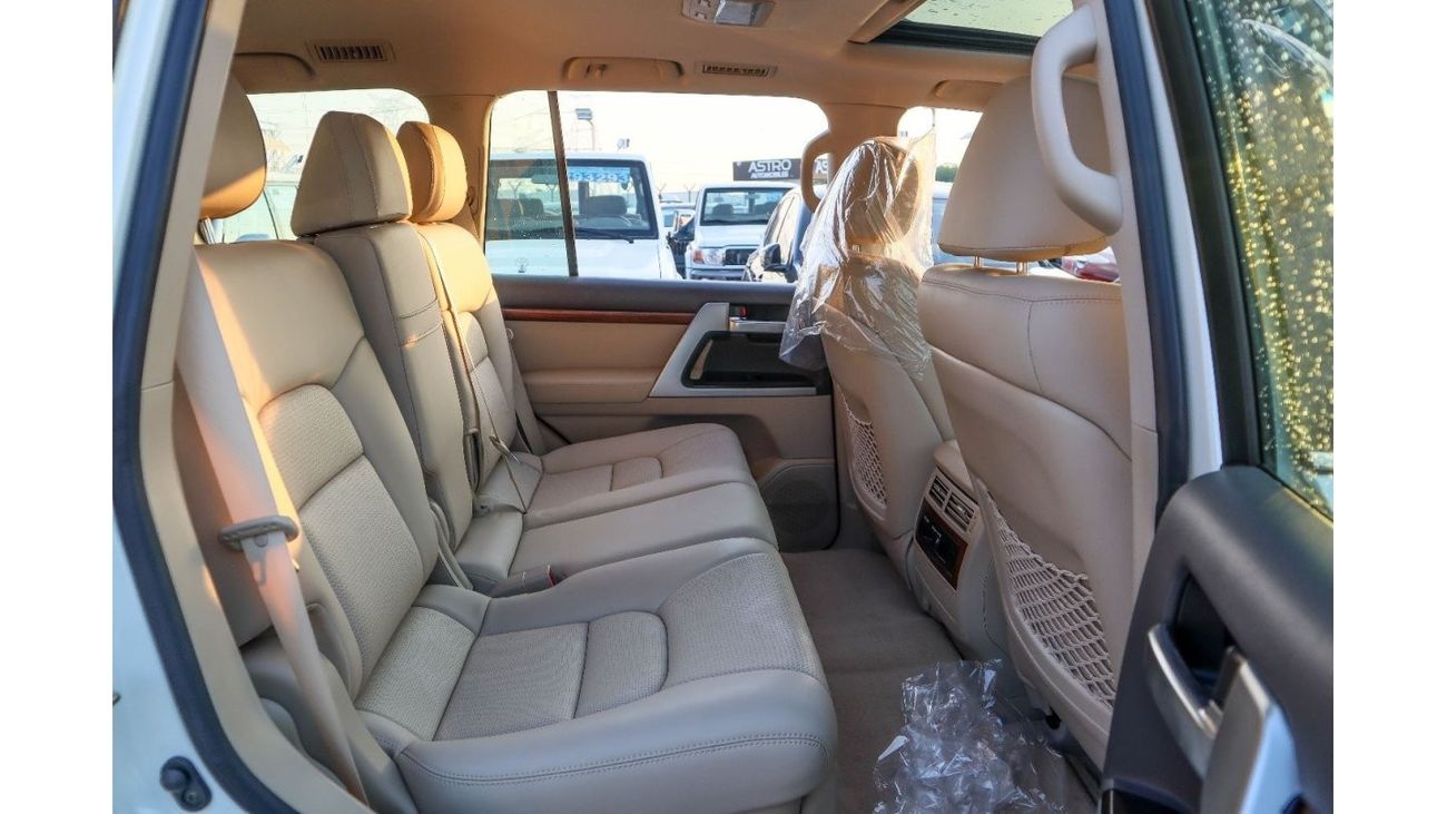 Toyota Land Cruiser 2018 Toyota Land Cruiser VXR (J200), 5dr SUV, 5.7L 8cyl