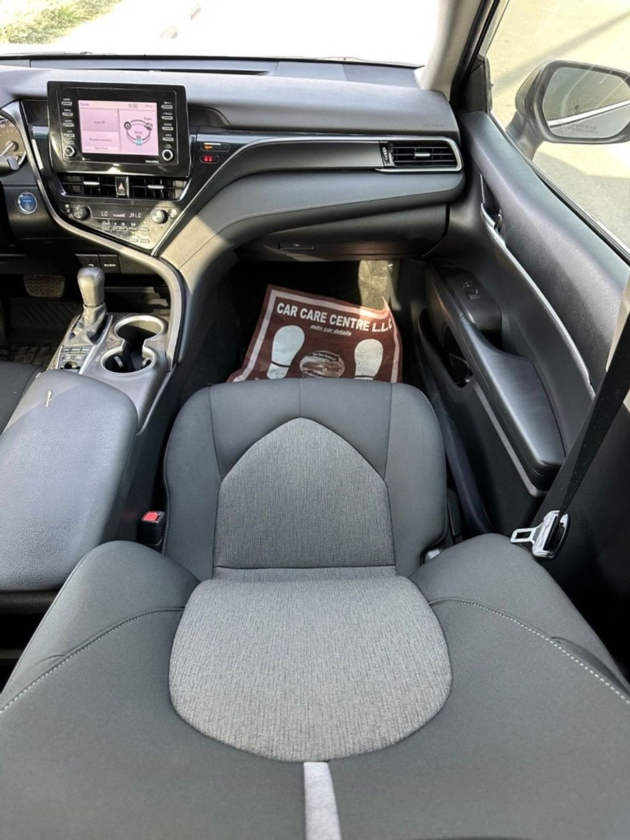 Toyota Camry Hybrid LE HEV 2.5L