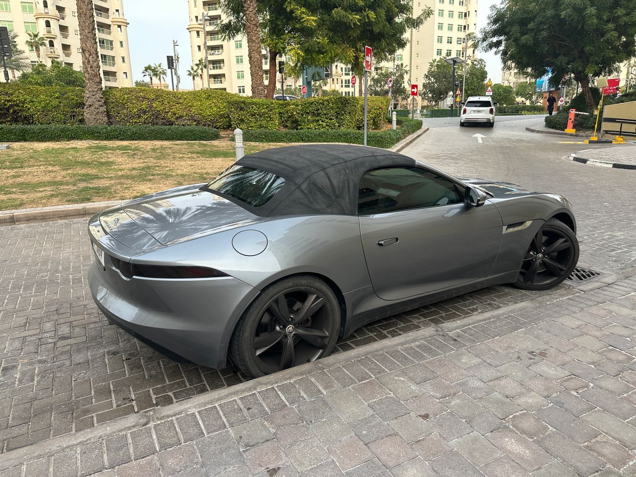 جاكوار F Type