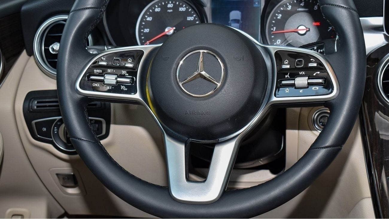 Mercedes-Benz GLC 300 2.0L REAR WHEEL DRIVE