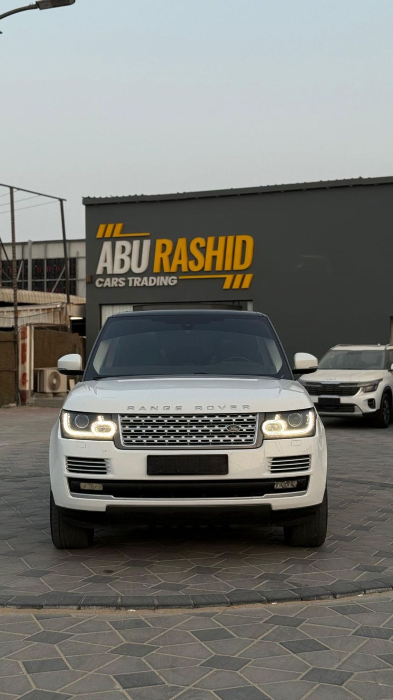 Land Rover Range Rover Vogue SE 5.0L