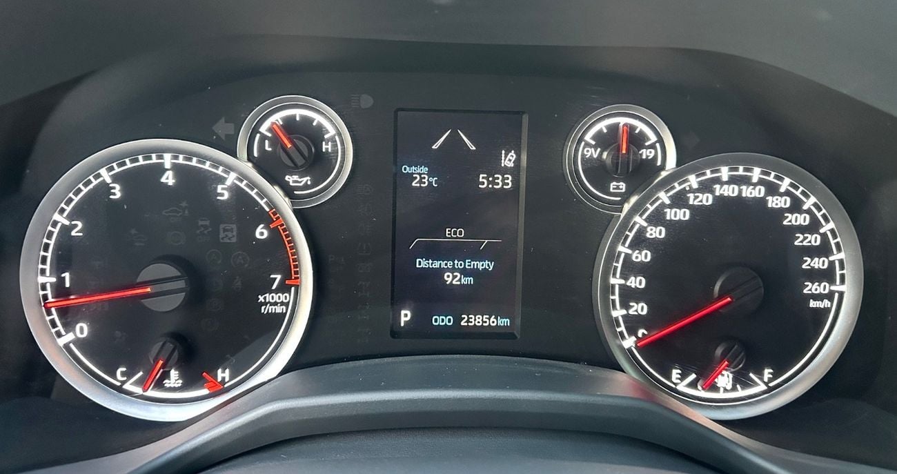 تويوتا لاند كروزر 