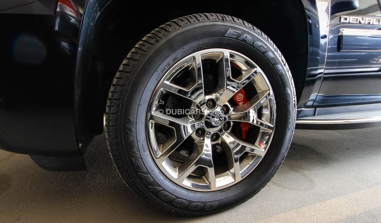 GMC Yukon DENALI