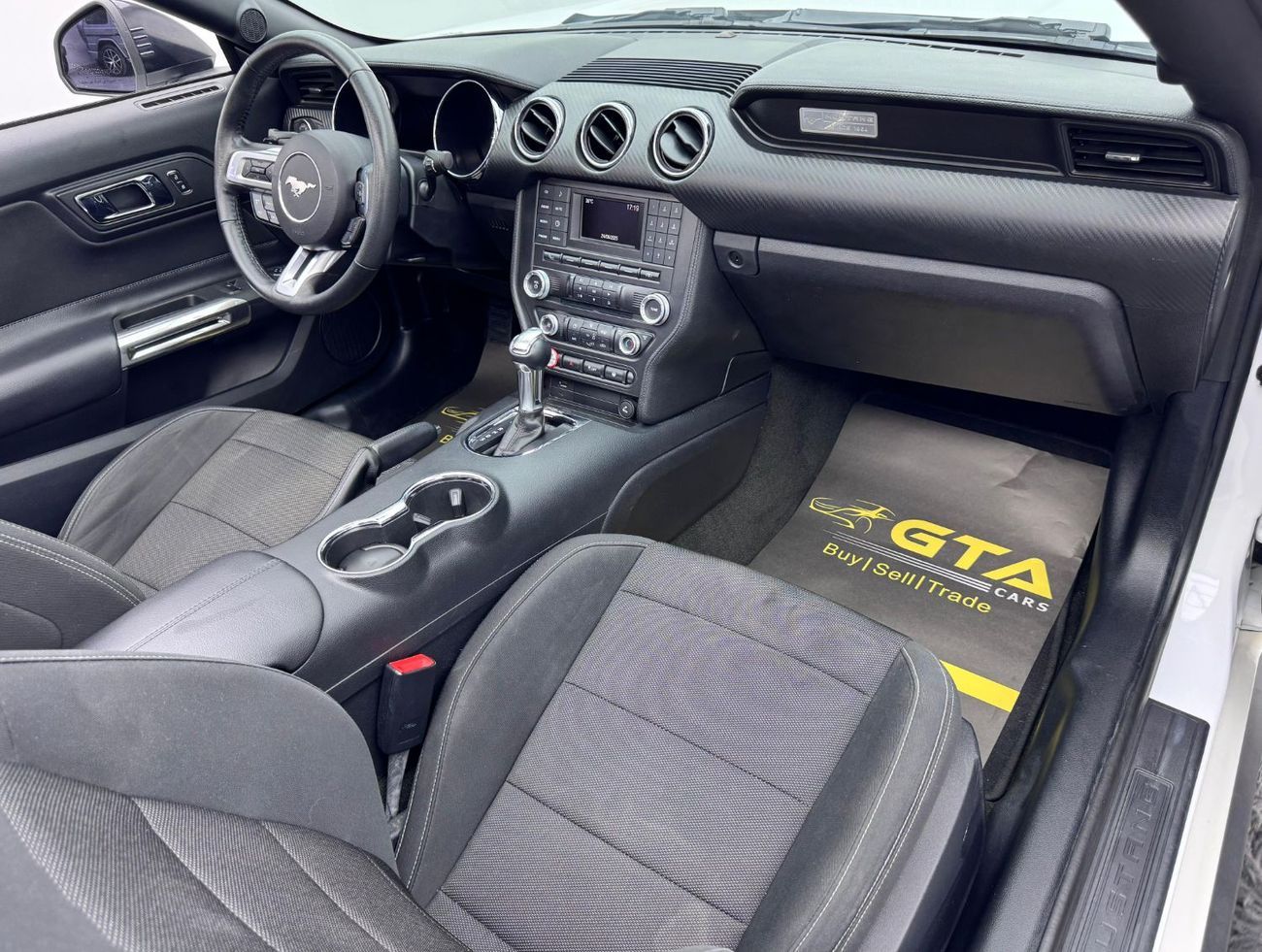 فورد موستانج 2017 Ford Mustang Convertible, Just Been Serviced, 2026 GTA Service Pack, Excellent Condition, GCC