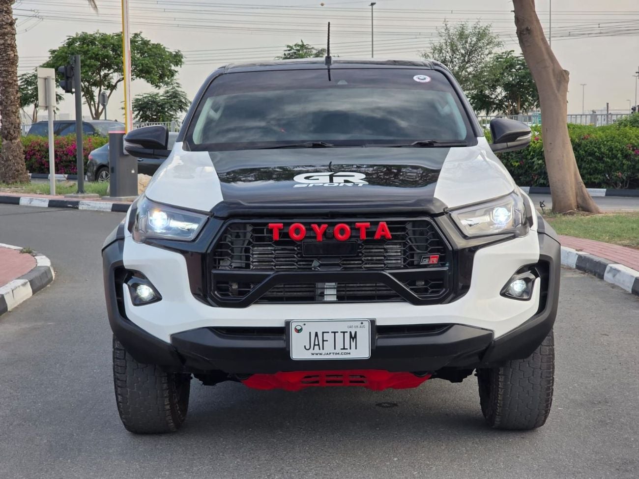 تويوتا هيلوكس -