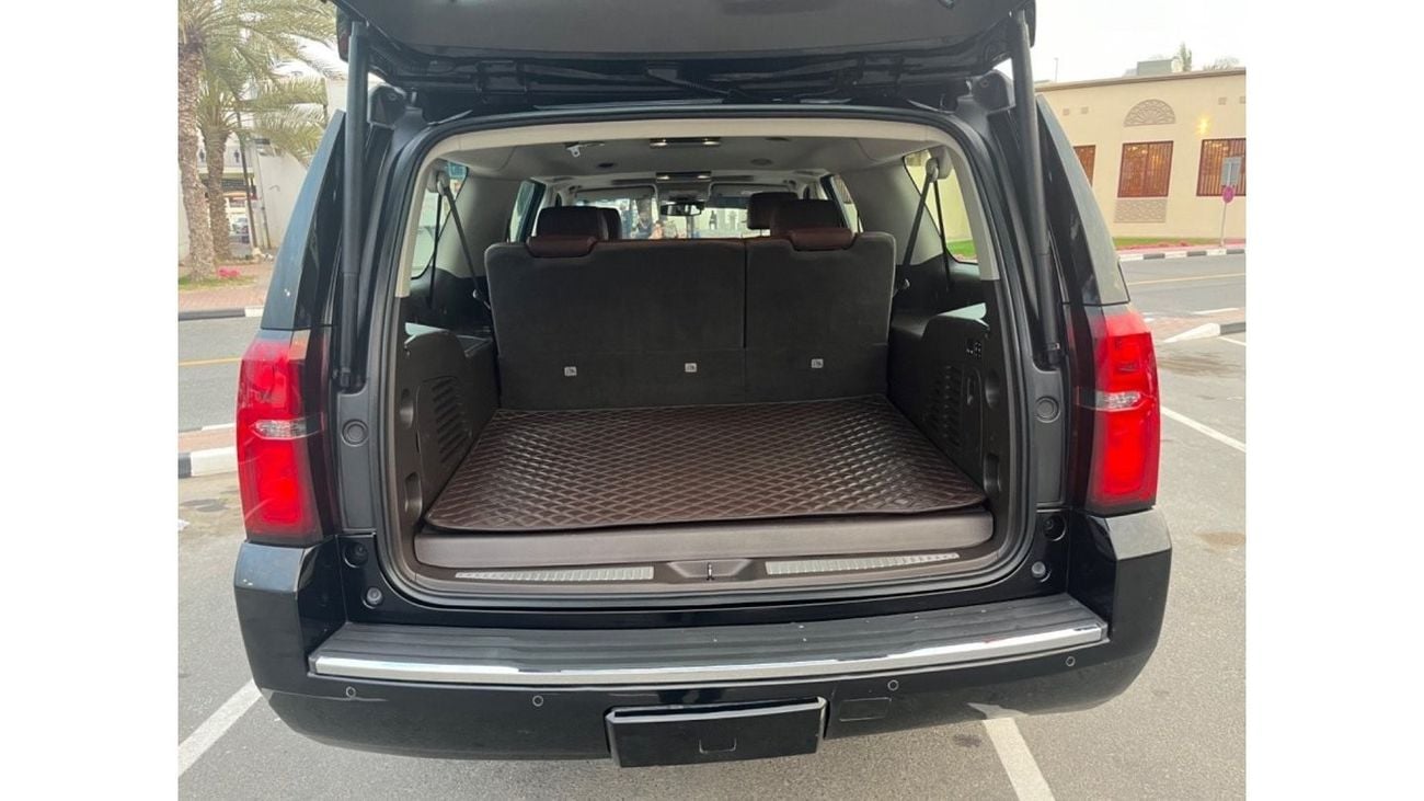 Chevrolet Suburban Premier