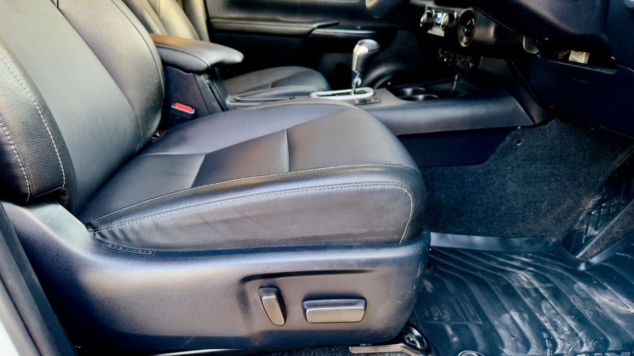 Toyota Hilux DOUBLE CABIN | 2022 | RHD | 2.8L DIESEL | 360° VIEW CAMERA | AT