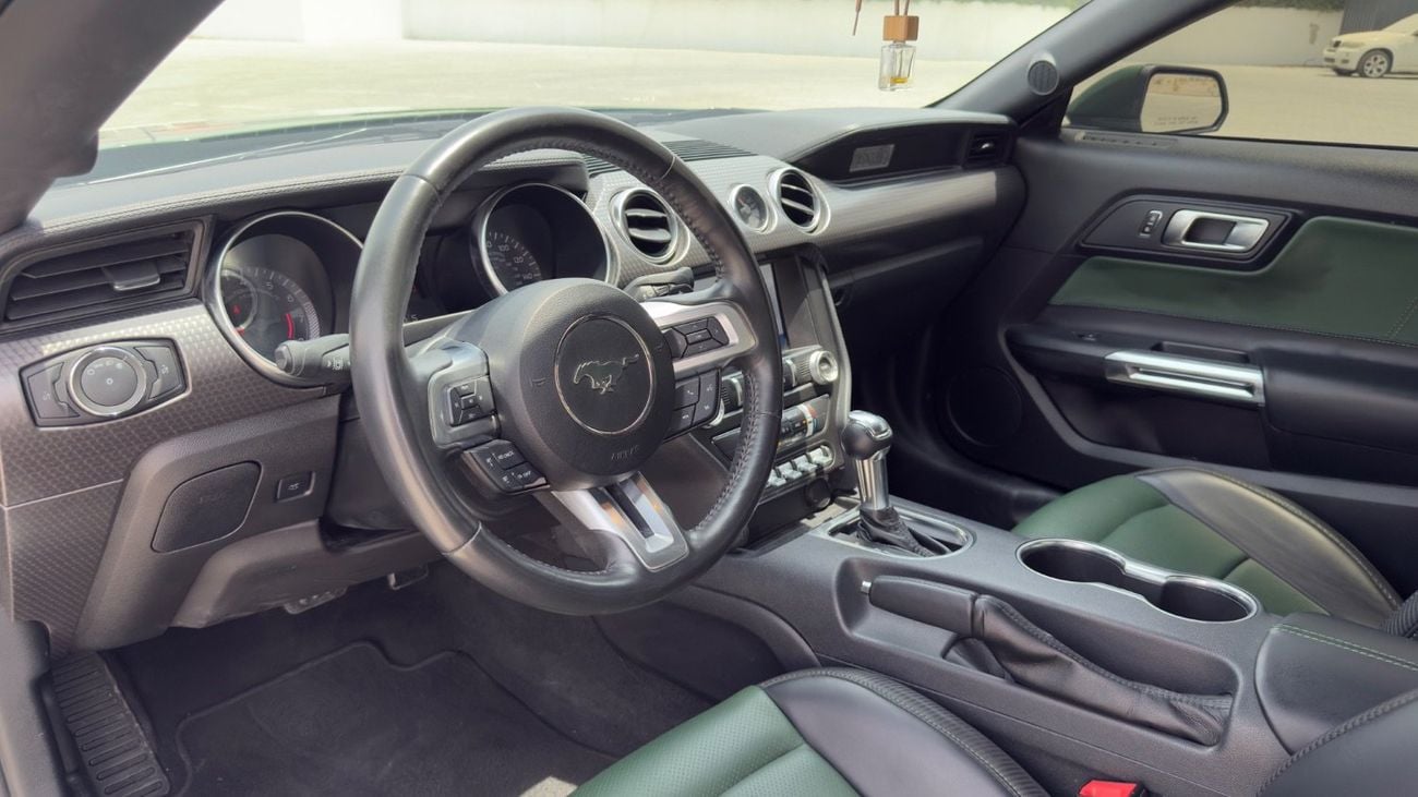 Ford Mustang EcoBoost Premium 2.3L Coupe A/T