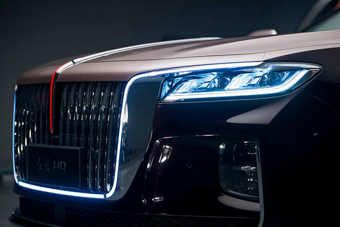 HONGQI H9 exterior - Headlight and Grille