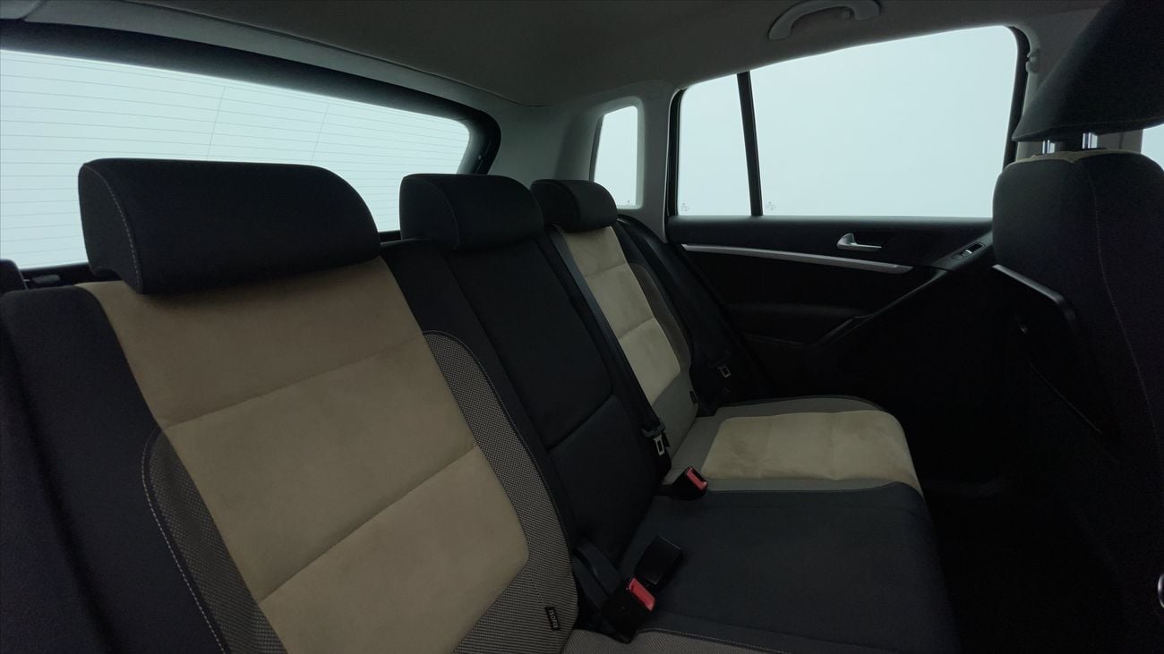Volkswagen Tiguan SE 2 | Under Warranty | Inspected on 150+ parameters