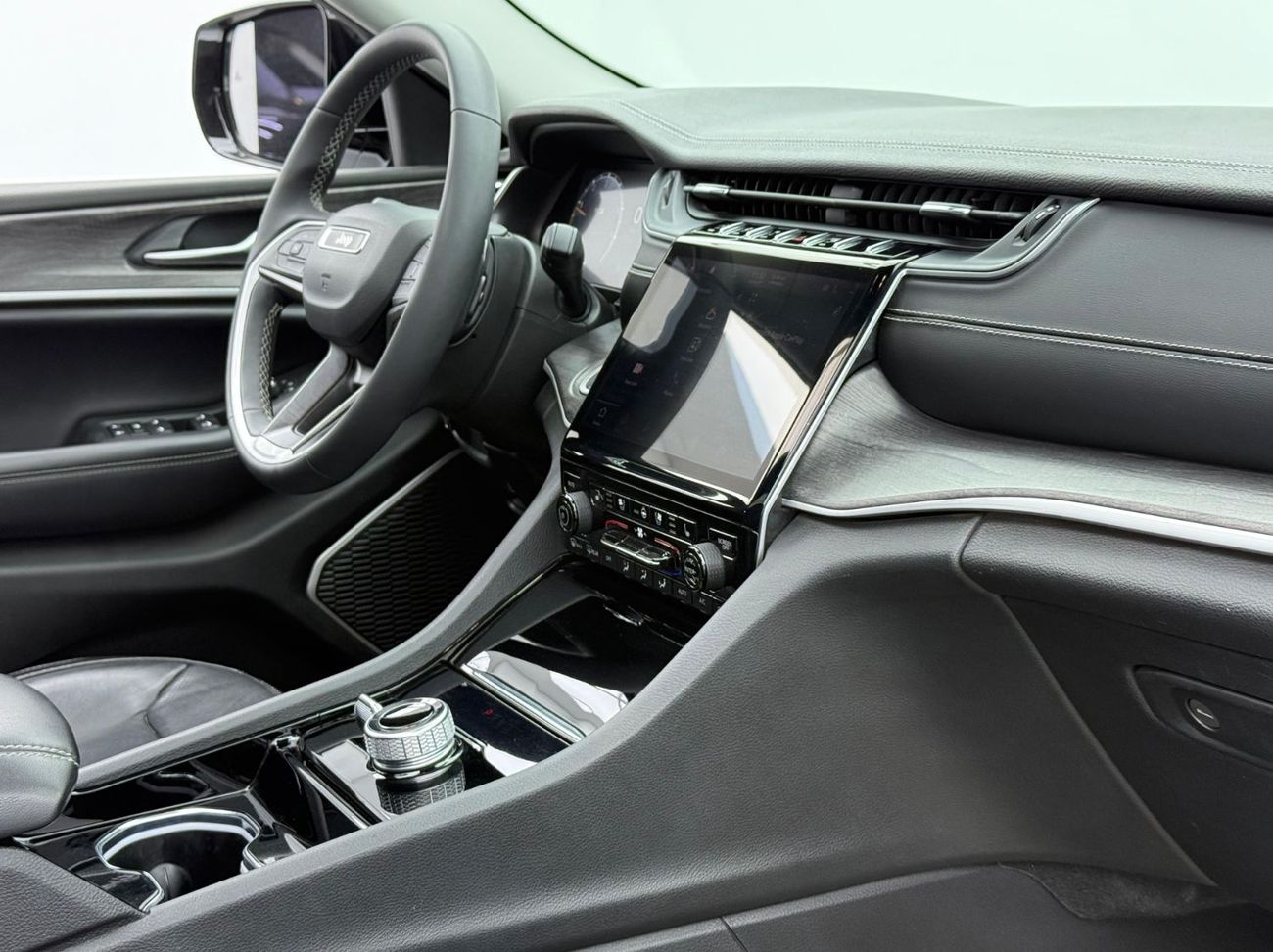 Jeep Grand Cherokee Limited 3.6L 2023 Jeep Grand Cherokee Limited, 1 Year Unlimited Kms Warranty, Full Service History, 