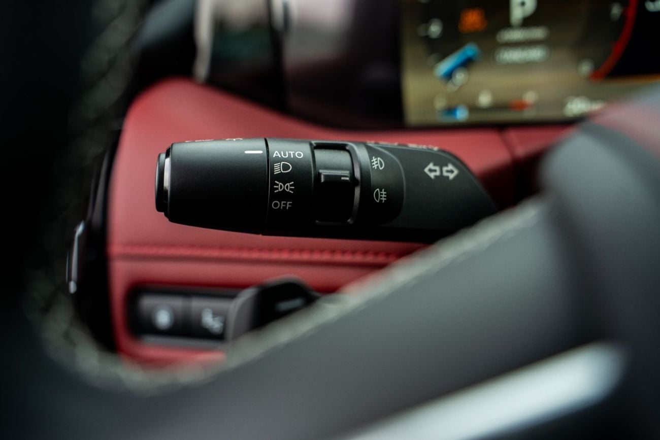 Nissan Patrol Nissan Patrol Platinum 2026 White roof black interior dark red and black