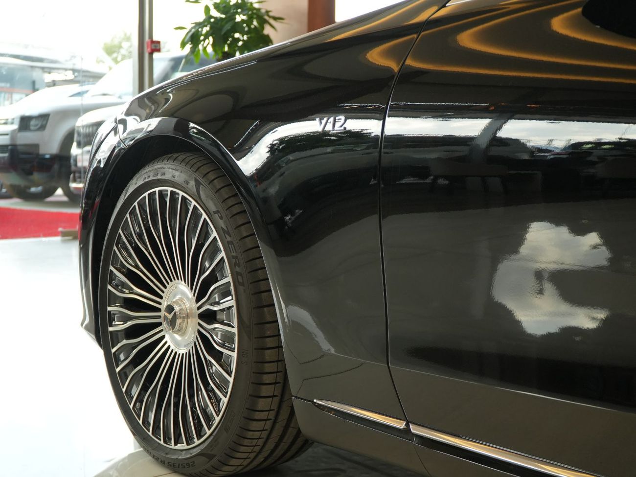 مرسيدس مايباخ S680 مايباخ