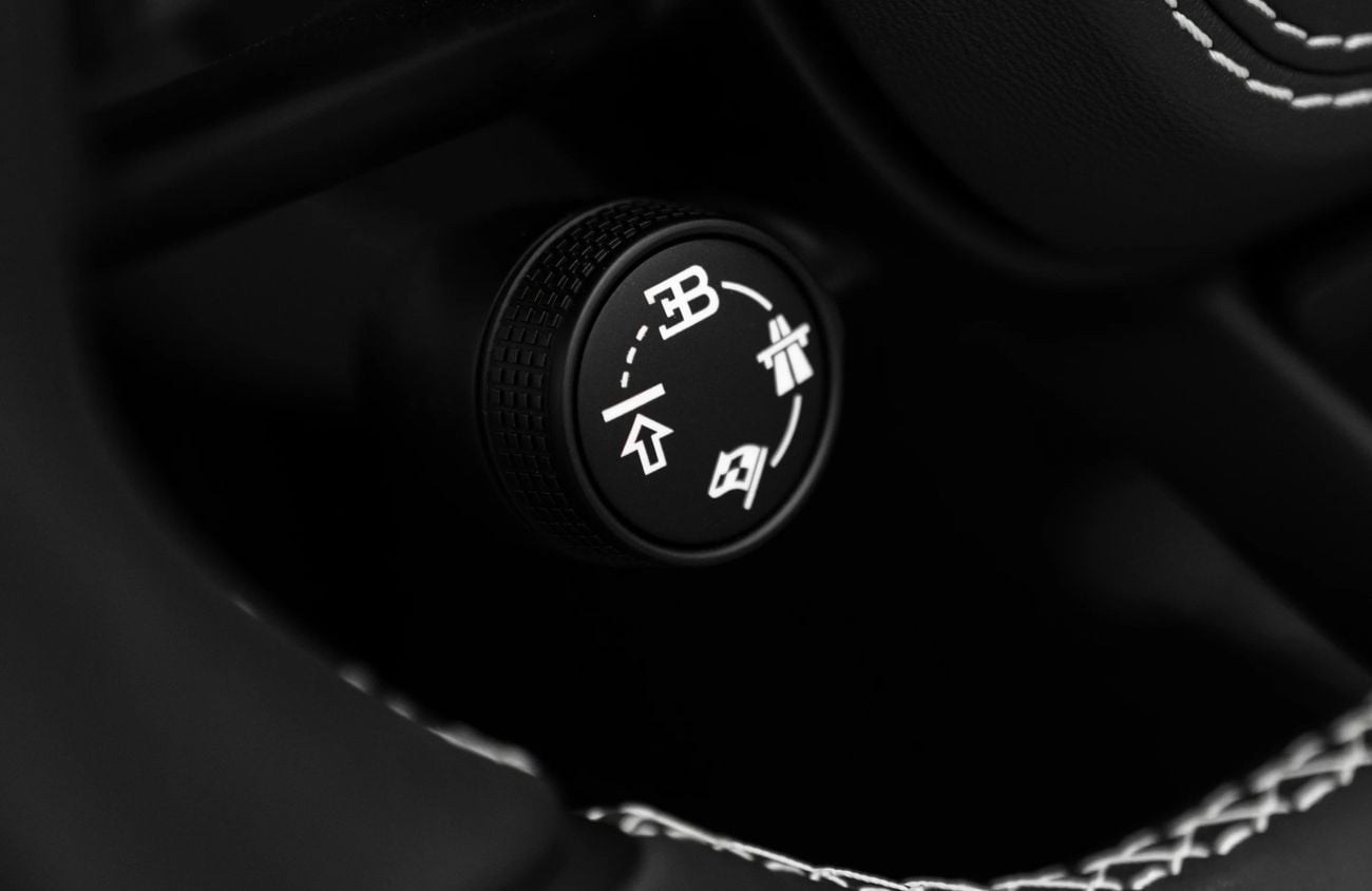 بوغاتي ميسترال W16 رودستر 8.0L W16 Quad-Turbocharged Engine