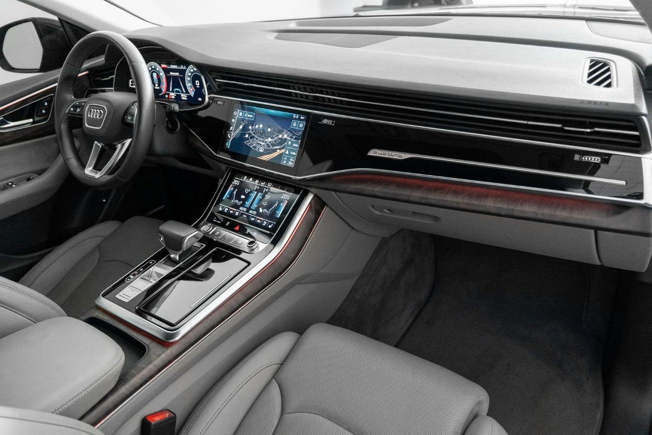 Audi Q8 55 TFSI quattro S-Line