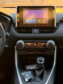 Toyota RAV4 XLE PETROL A/T