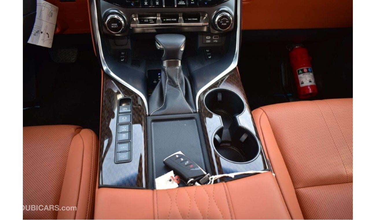 Lexus LX600 VIP V6 3.5L AT