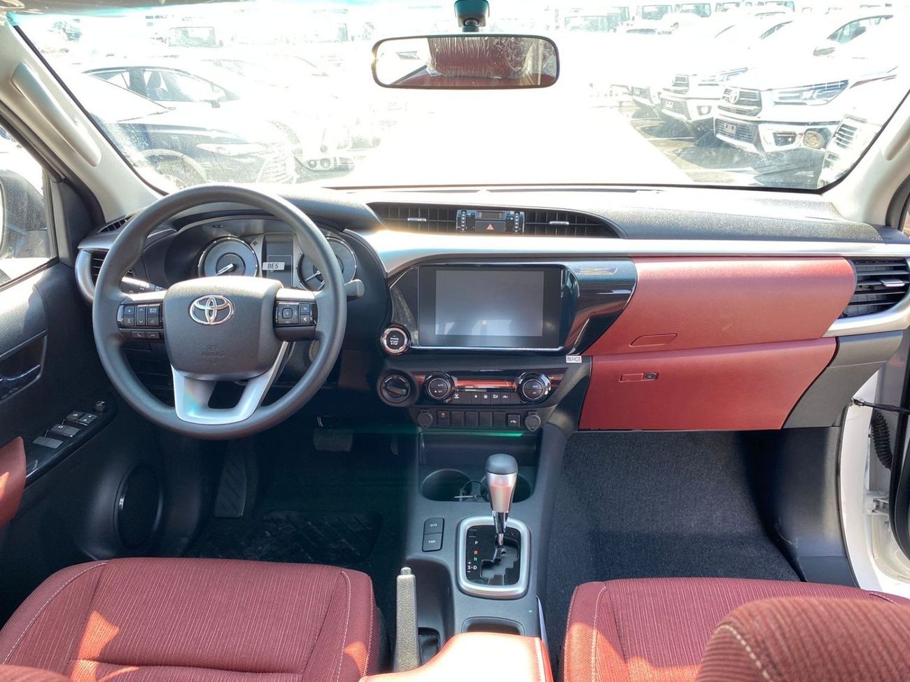 تويوتا هيلوكس TOYOTA HILUX 2.7L PETROL 4WD PUSH START