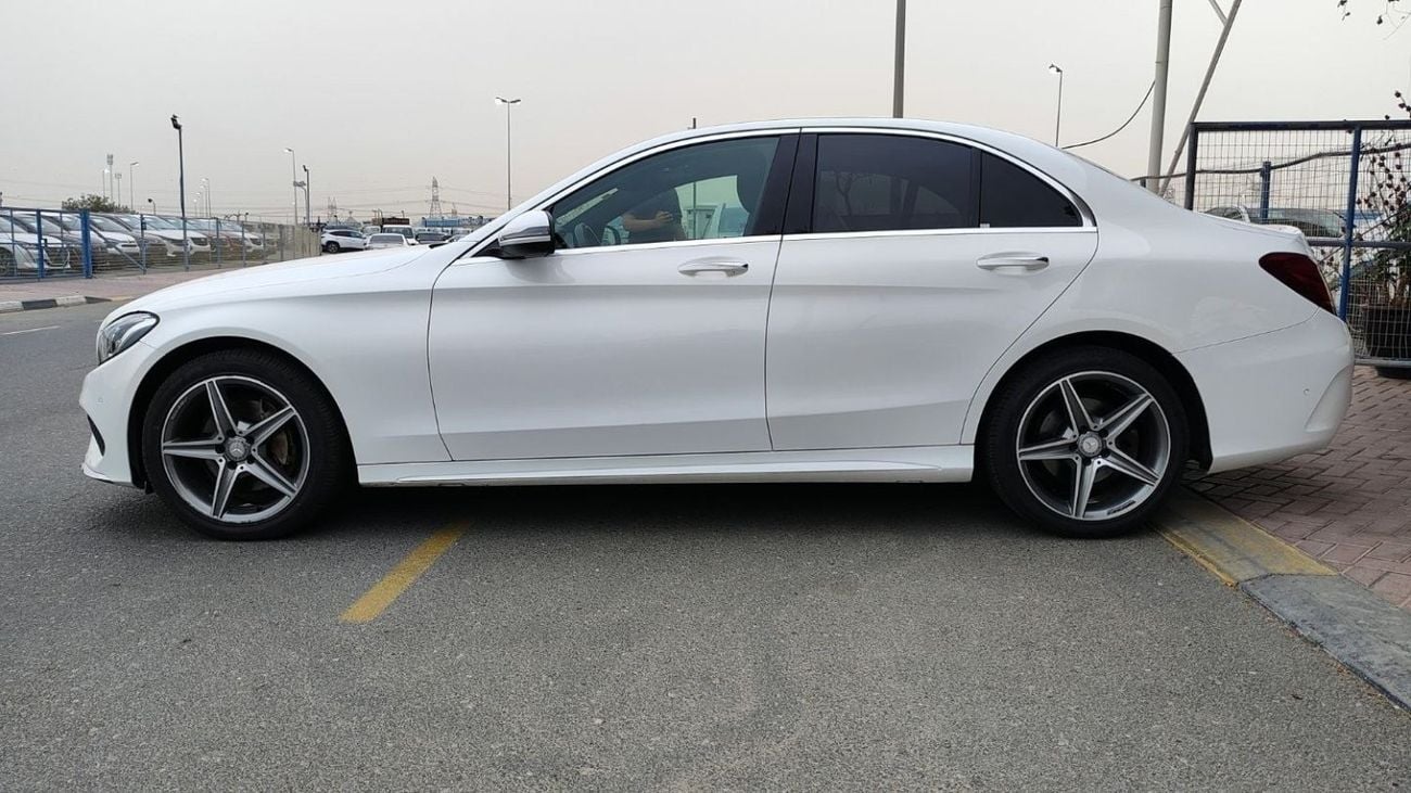 Mercedes-Benz C 200 AMG Pack