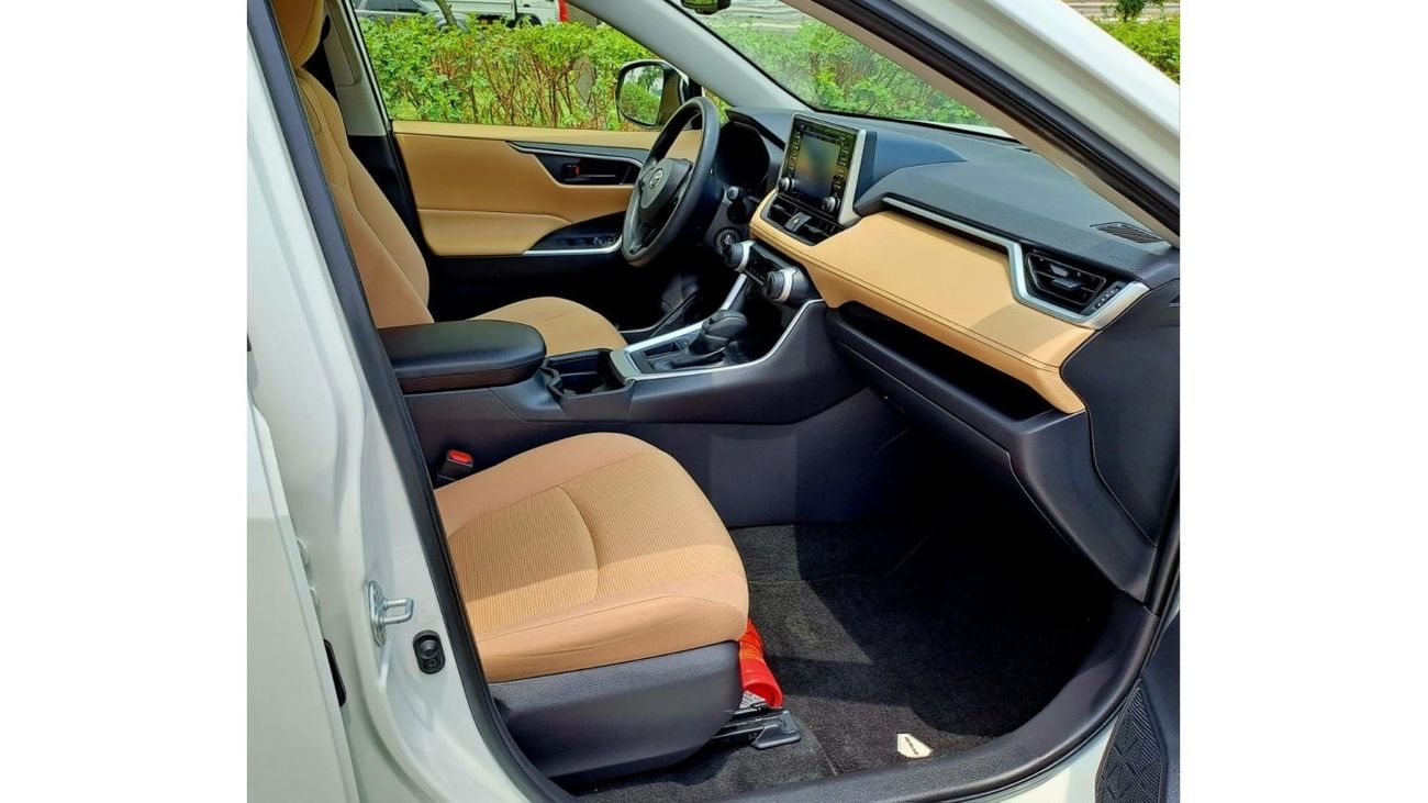 Toyota RAV4 EX 2021 2.5L GCC (1370/-Monthly)