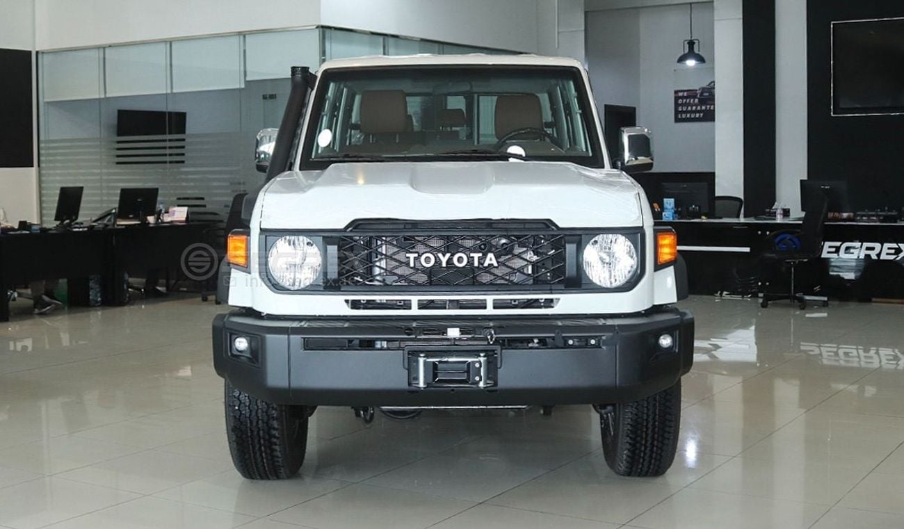 Toyota Land Cruiser 70 LC76 LX 4.0L Petrol 4WD 6-Speed Automatic . 2026 Model . For Export