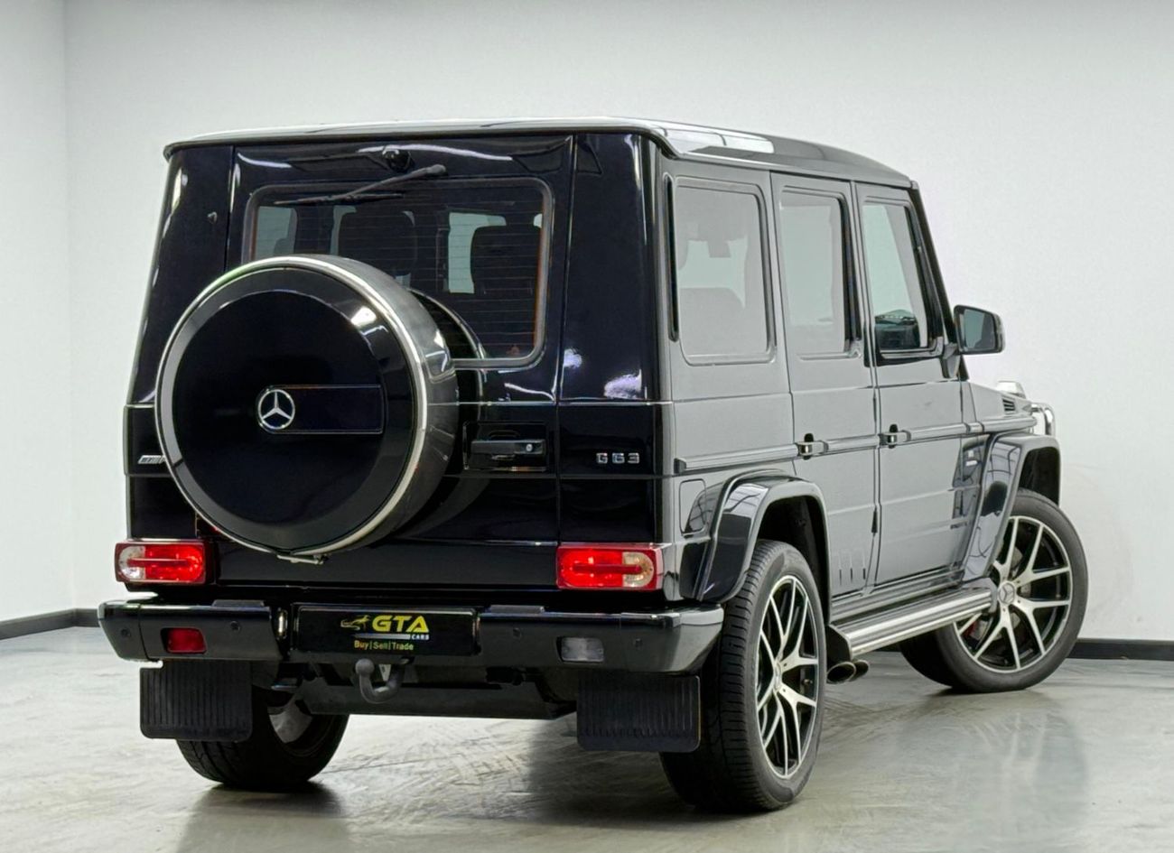 مرسيدس بنز G 63 AMG 463 Edition 2016 Mercedes G63 AMG 463 Edition, Carbon Fiber Interior, Excellent Condition, GCC