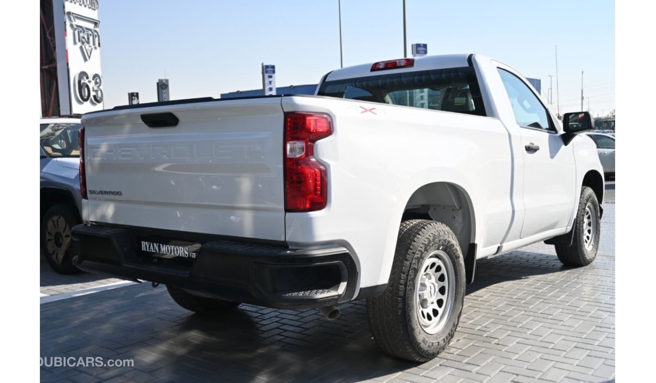 Chevrolet Silverado LT CHEVROLET SILVERADO 5.3L PETROL 4X4 RC1500 Automatic Model Year 2022