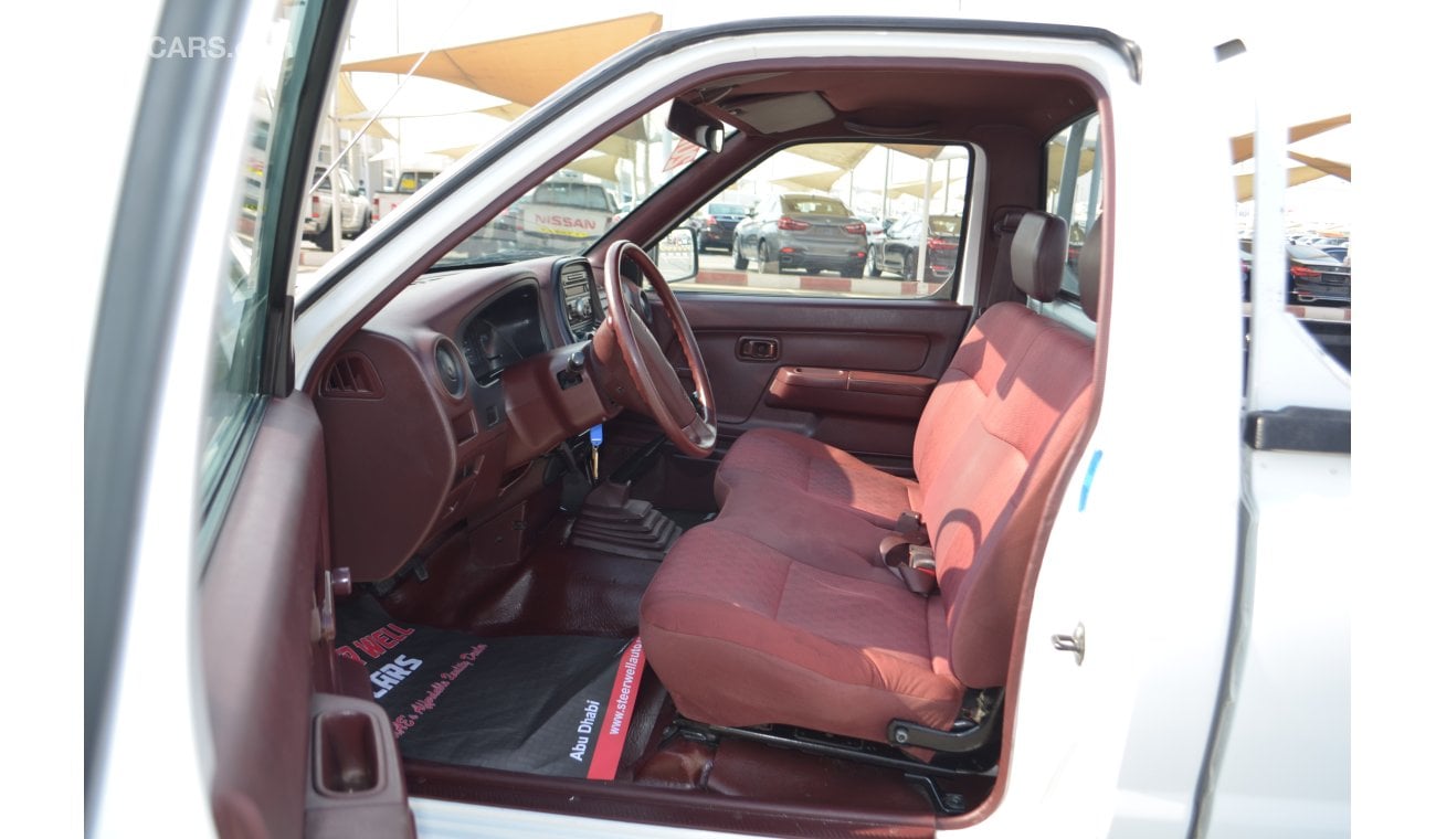 Nissan Pickup SINGLE CABIN 4x2