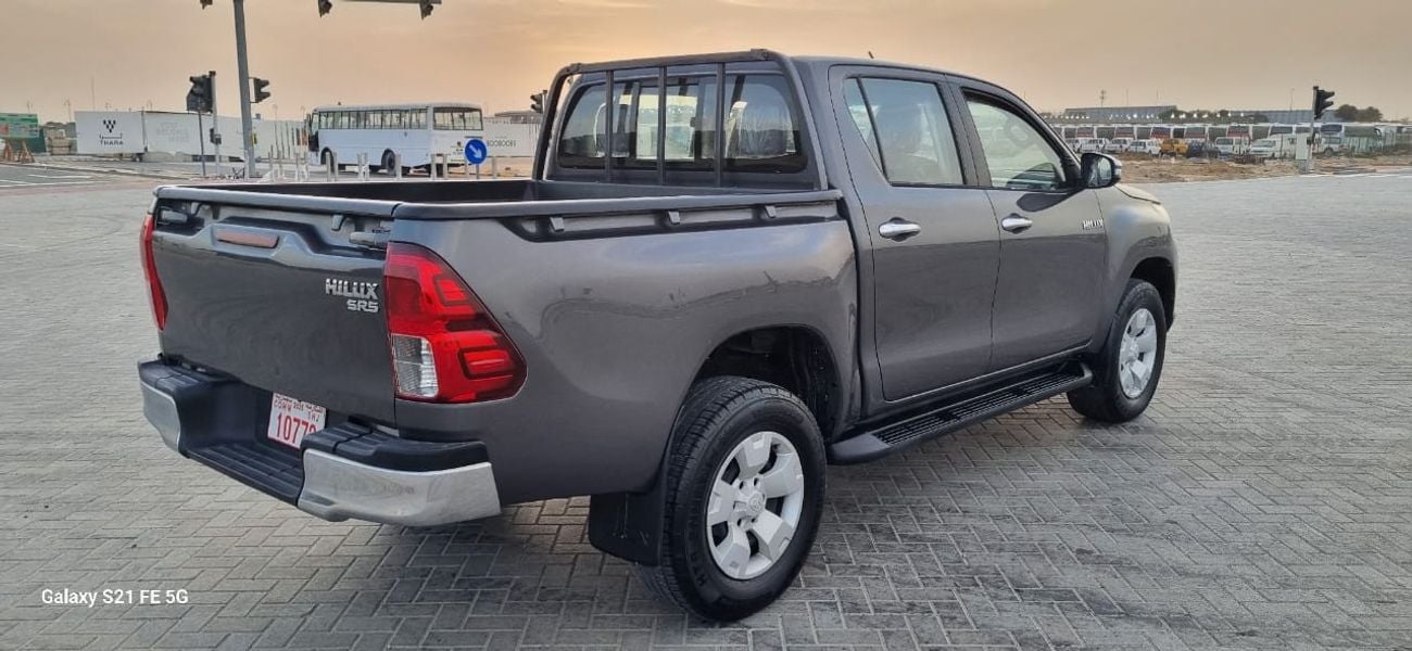 Toyota Hilux DLS 2.4L