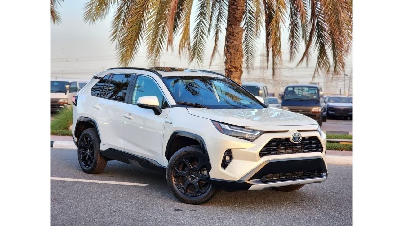 Toyota RAV4 XLE TOYOTA RAV4 SE FULL OPTION HYBRID
