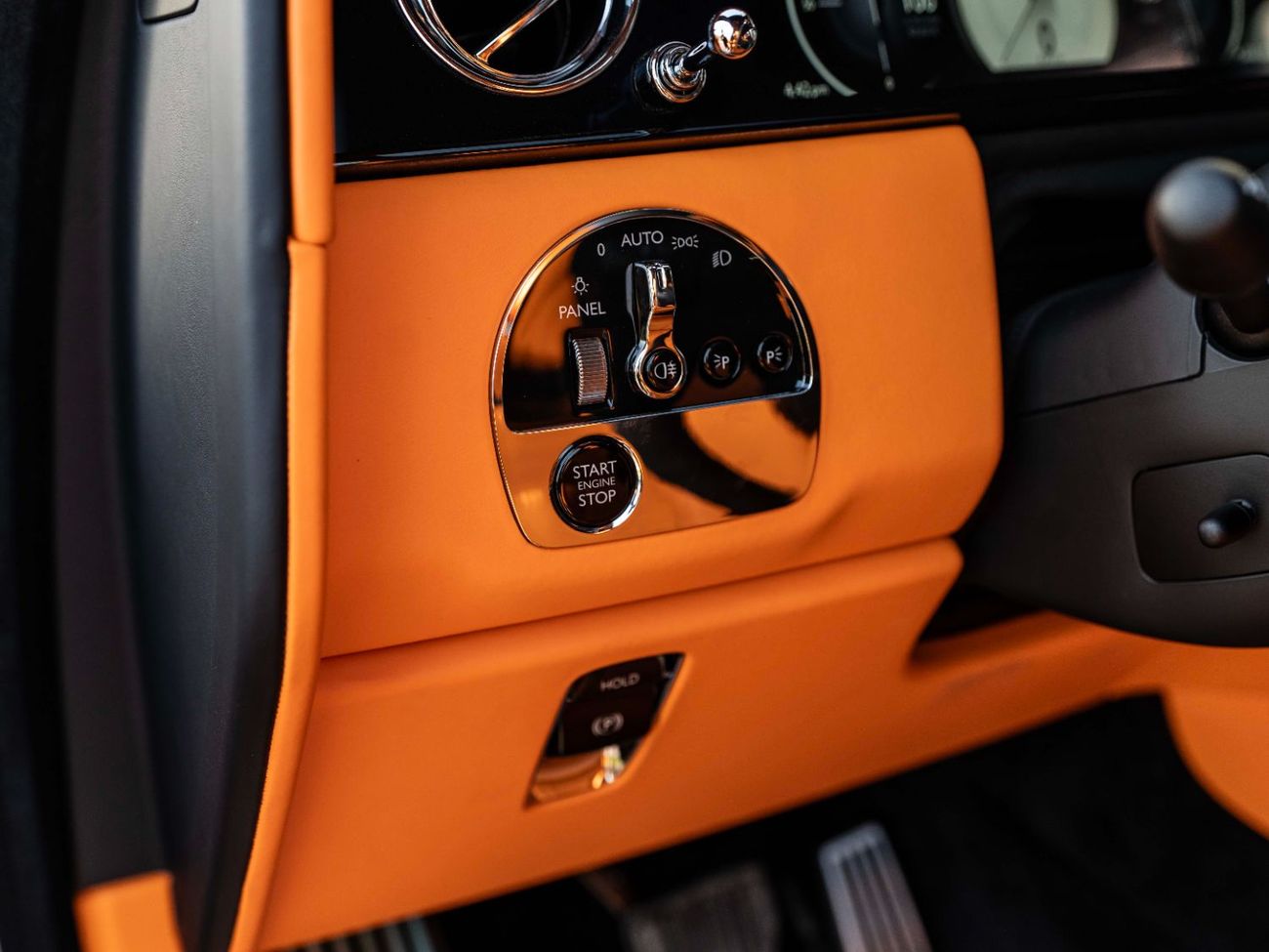 Rolls-Royce Cullinan Silver Badge