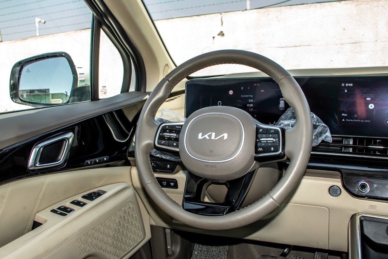 Kia Carnival GLS TOP