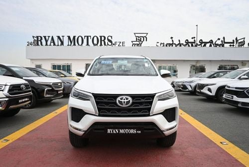 Toyota Fortuner Toyota Fortuner GX 2.7L Petrol, SUV, 4WD, 5 Doors, Cruise Control, Rear Camera, Rear Parking Sensors