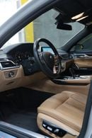 بي أم دبليو 750Li Luxury 4.4L (443 HP)