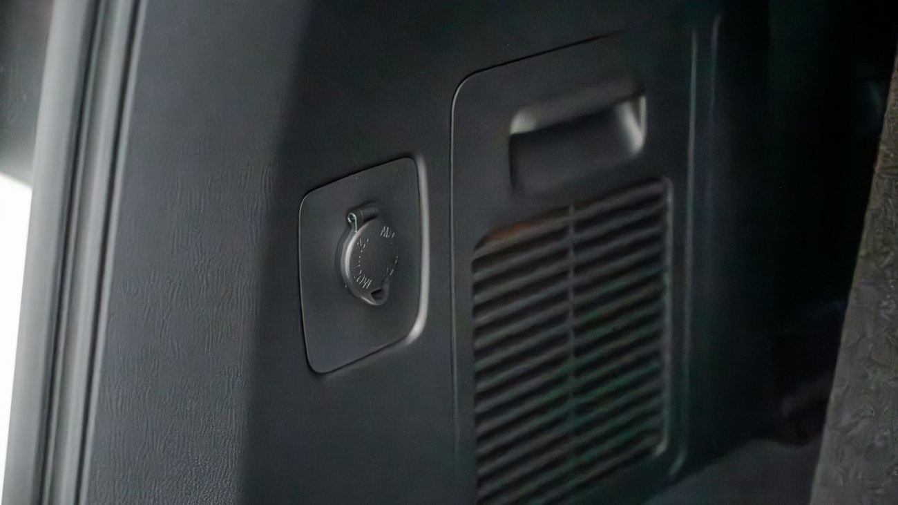 تويوتا لاند كروزر TOYOTA LANDCRUISER 4.0 GX STANDARD -2026YM