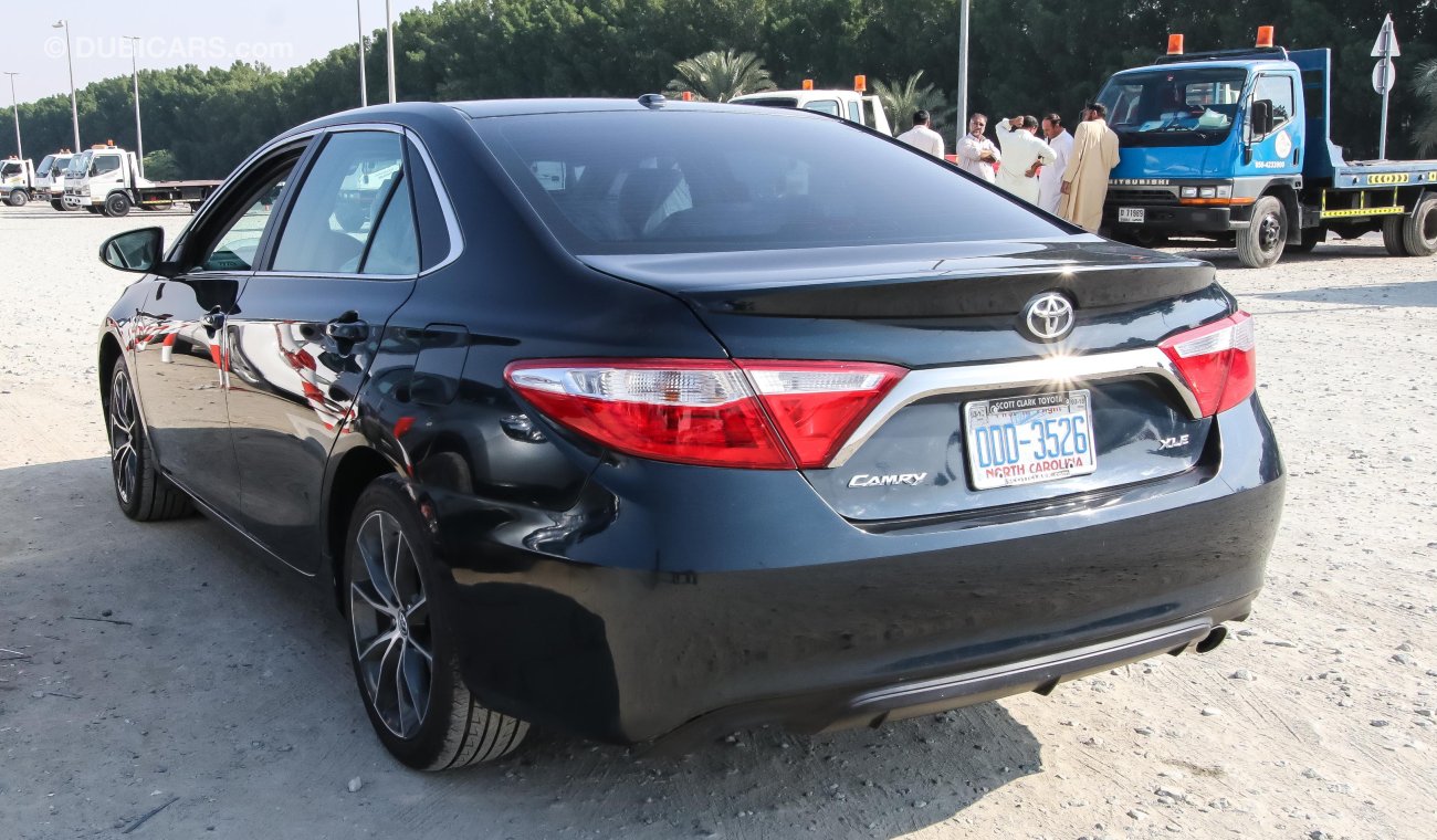 Toyota Camry XLE