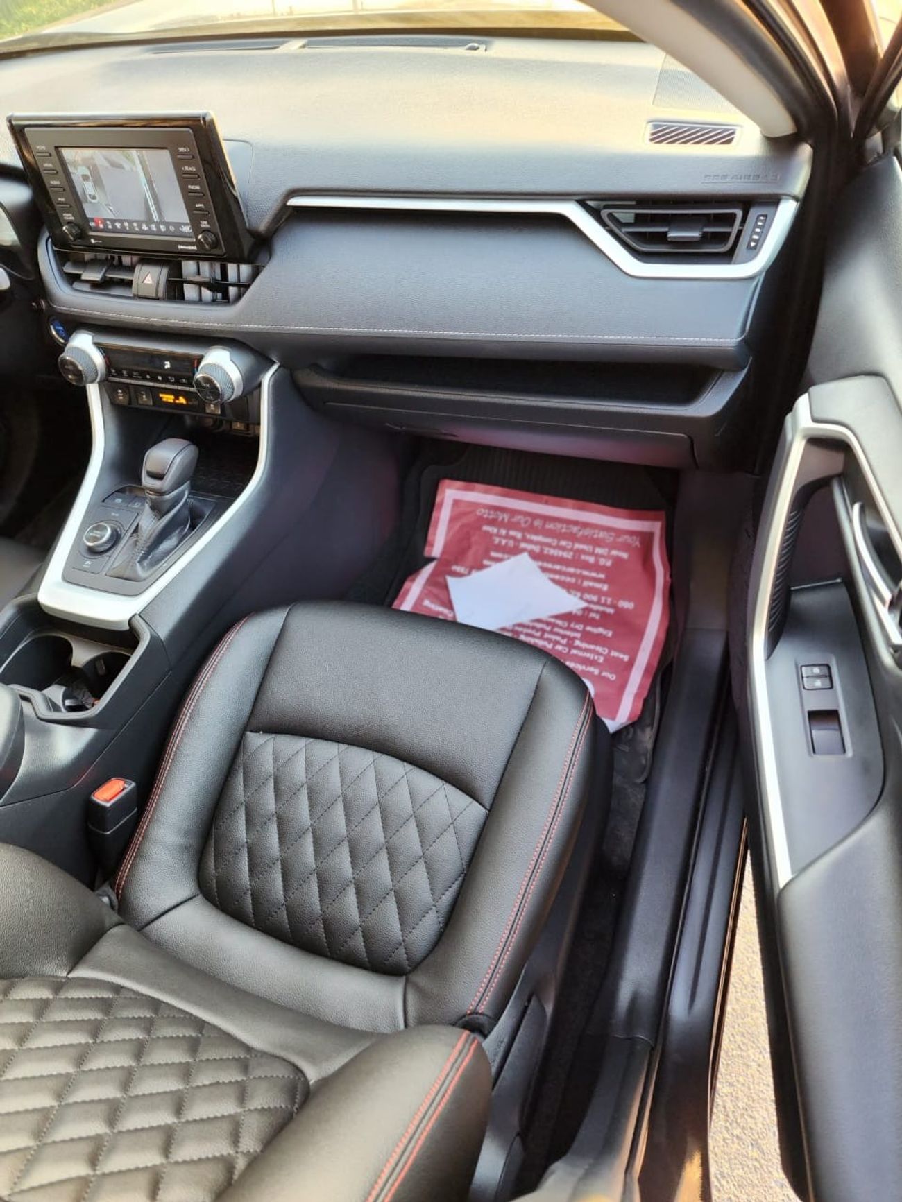 Toyota RAV4 RAV4 XLE HYBRID