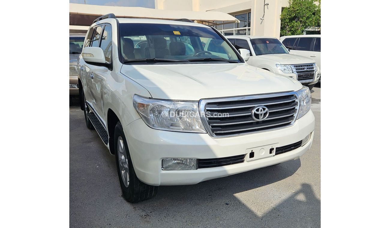 Toyota Land Cruiser 2010 vxr v8