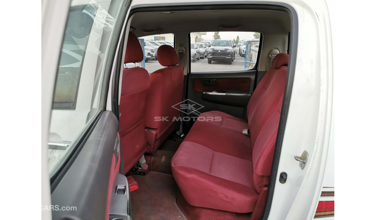 تويوتا هيلوكس 2.7L Petrol, M/T, Power Windows (LOT # 6430)