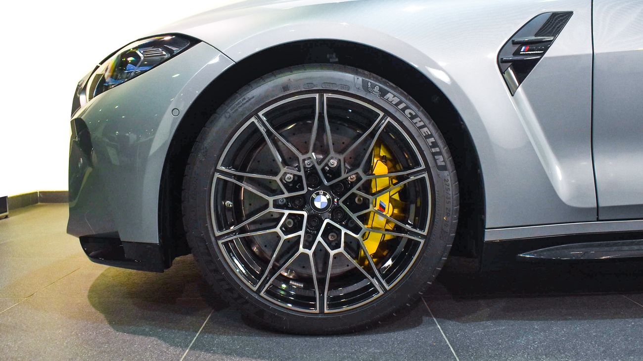 بي أم دبليو M4 Competition