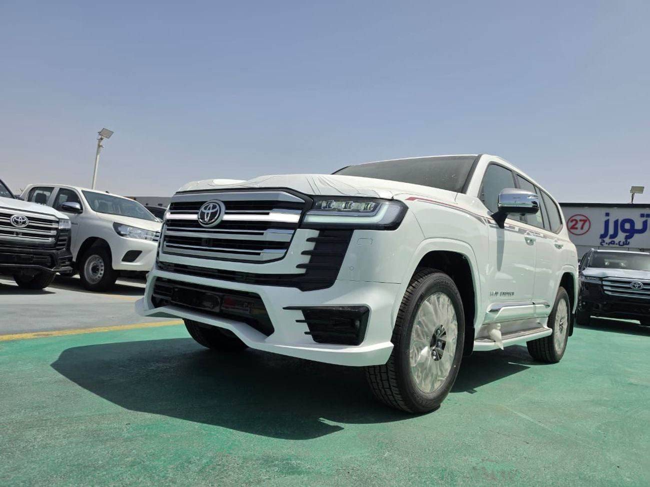 Toyota Land Cruiser Toyota Land Cruiser GXR Limited 4.0L 2026 – Full Option | 4.0L V6 | White Exterior | Beige Interior