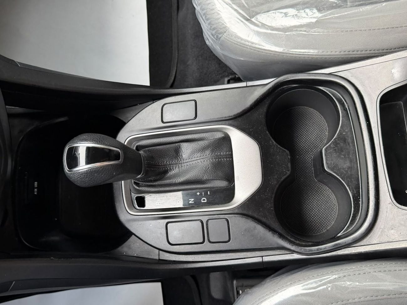 Hyundai Santa Fe SPORT Steering wheel controls, central locking