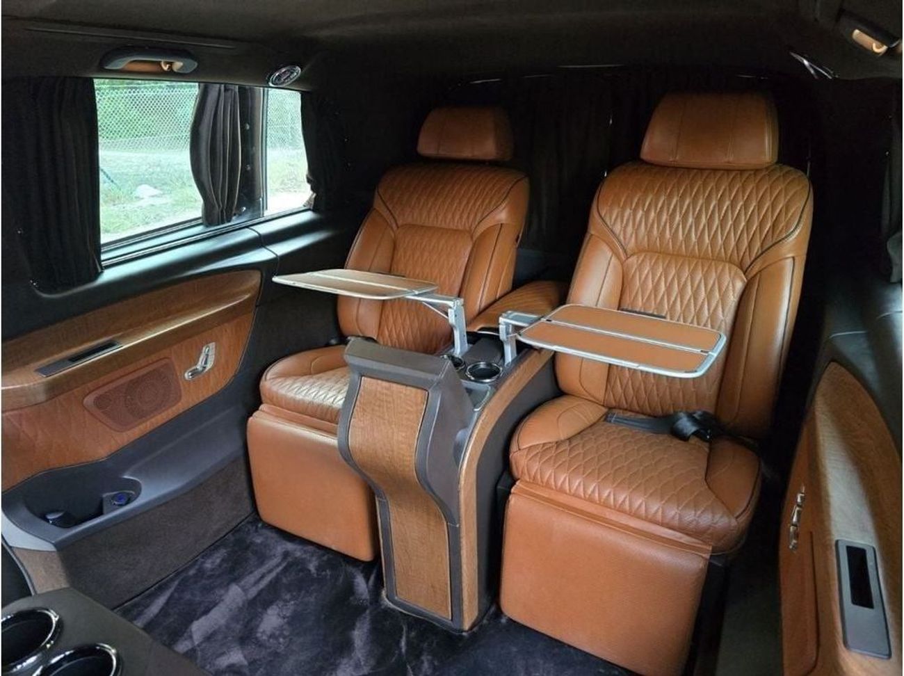 مرسيدس بنز V 250 Std 2.1L