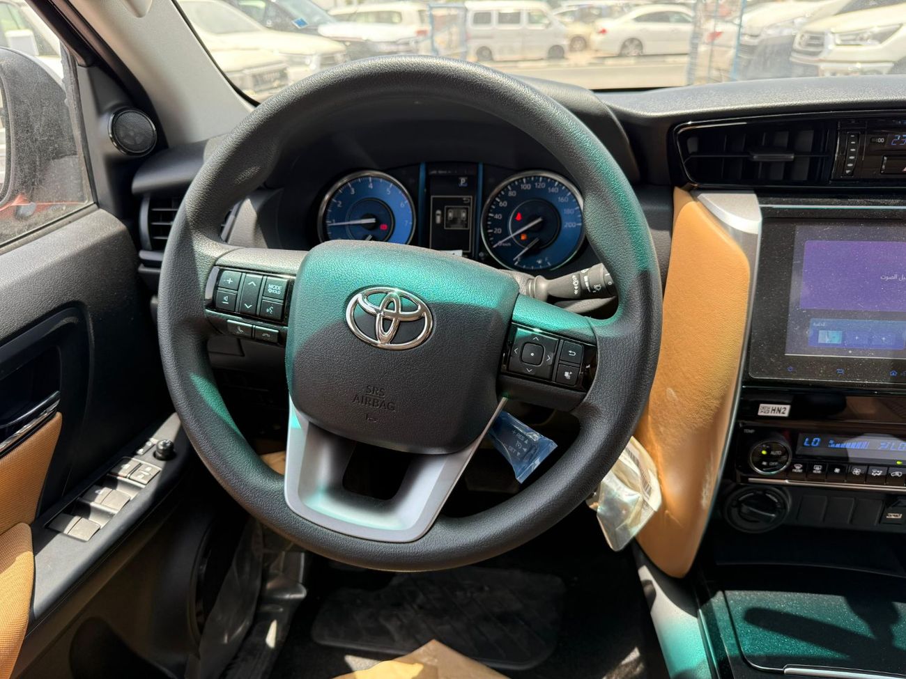 تويوتا فورتونر TOYOTA FORTUNER 2.7 AT CLIMATE CONTROL BLACK 2025