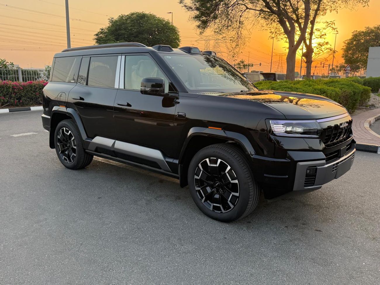 BYD Leopard 8 Smart and Brave Flagship Edition (7 Seats)