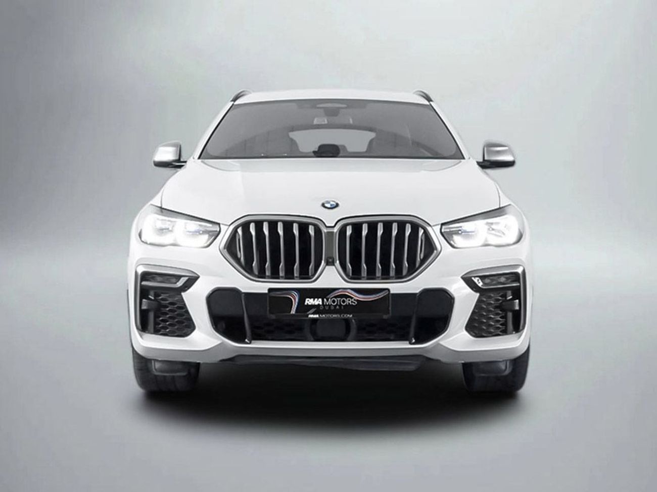BMW X6 M50i 4.4L