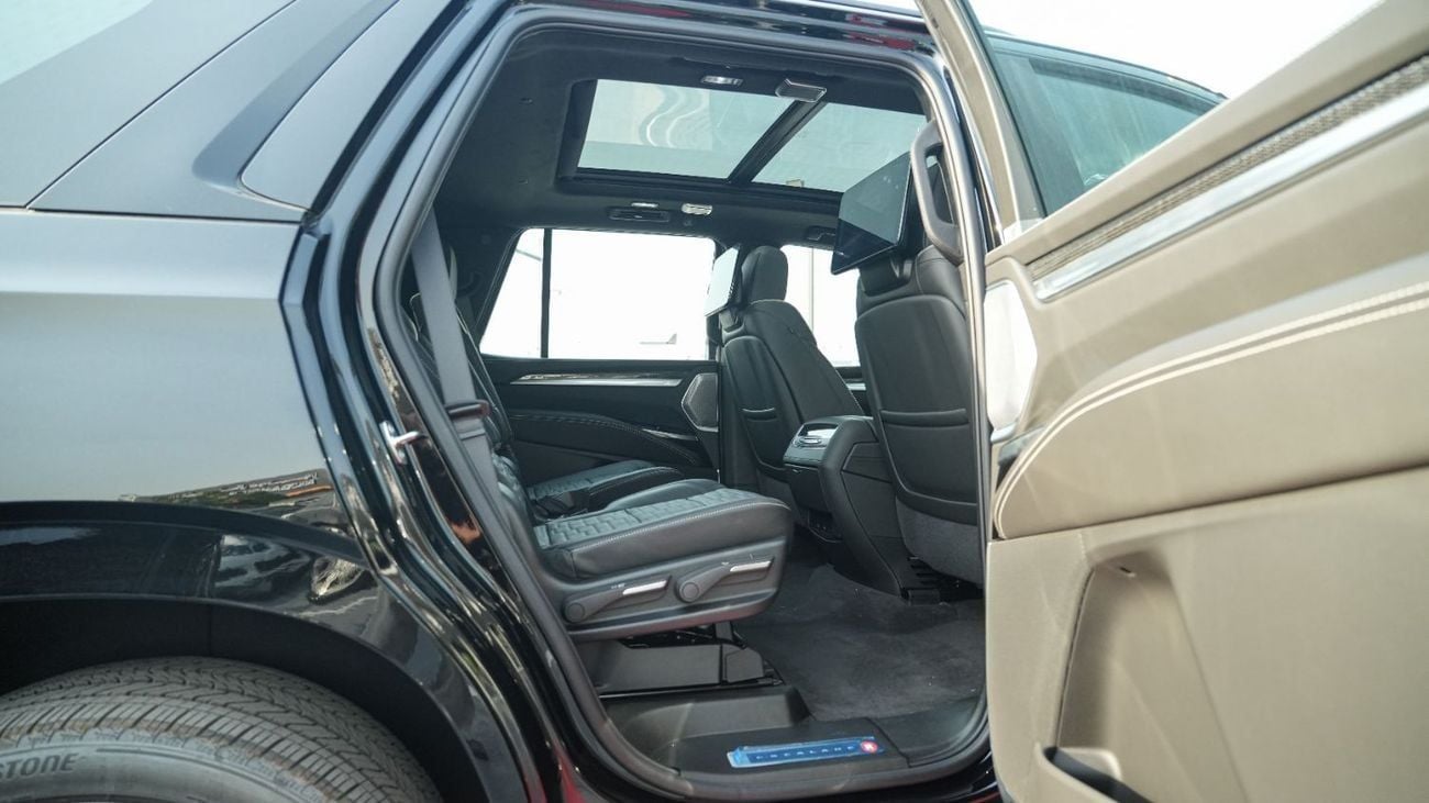 Cadillac Escalade V SERIES 6.2 682HP 2026 MY Export Only
